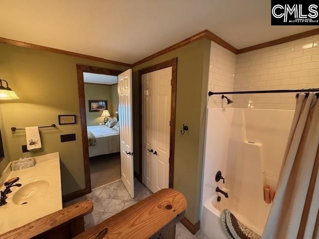 639 Kingfisher Drive  Photo 18