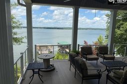 639 Kingfisher Drive  photo 4