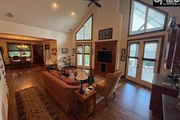 639 Kingfisher Drive  photo 4