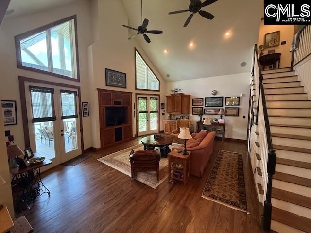 639 Kingfisher Drive  Photo 9