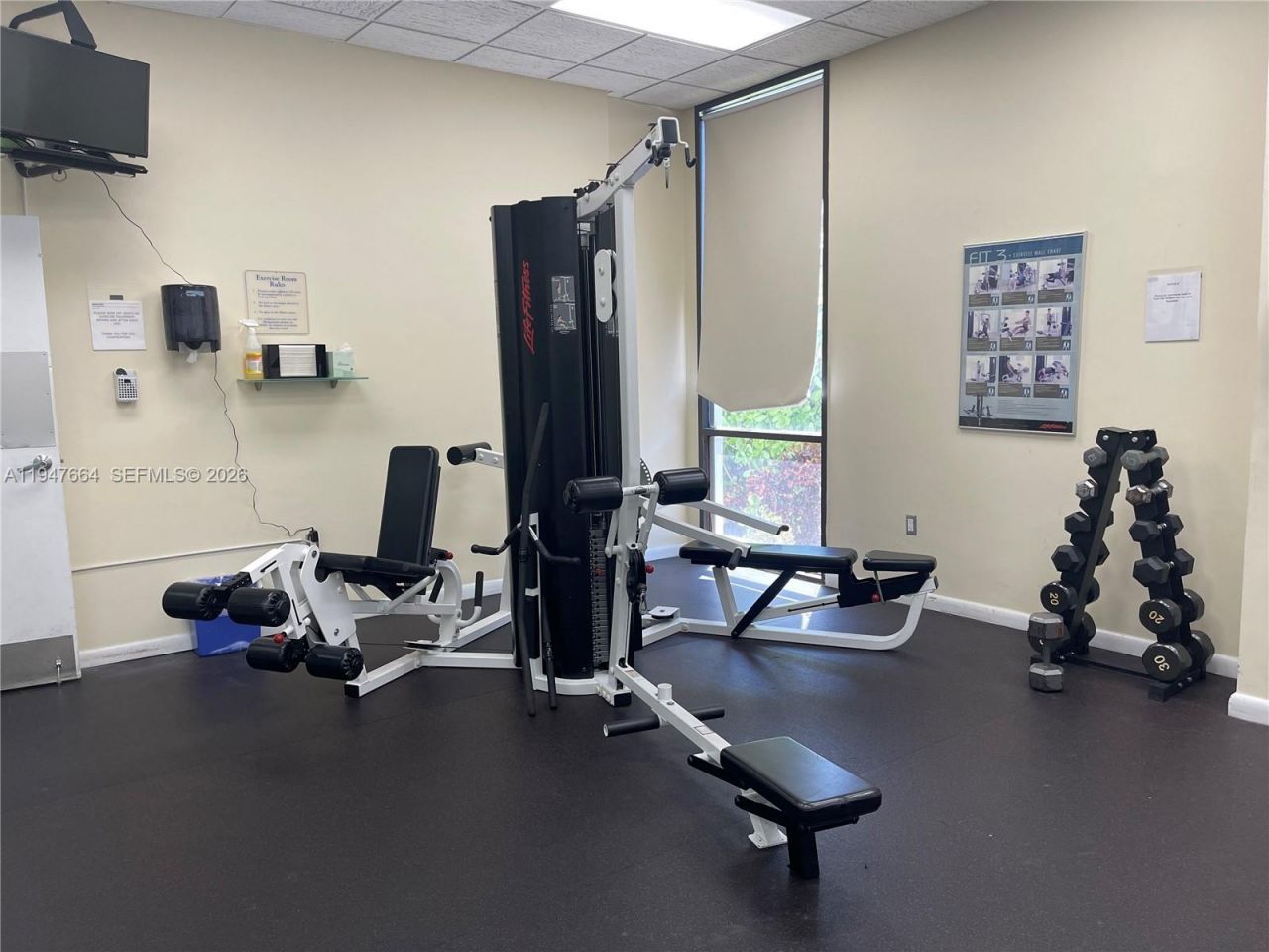 20100 W Country Club Dr , Unit 507, Aventura, FL 33180 Photo