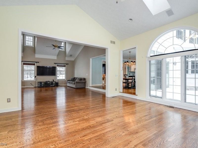 515 Woodview Trail, Aurora, OH 44202 Photo 11