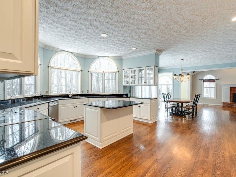 515 Woodview Trail, Aurora, OH 44202 Photo 16