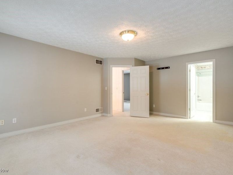 515 Woodview Trail, Aurora, OH 44202 Photo 25