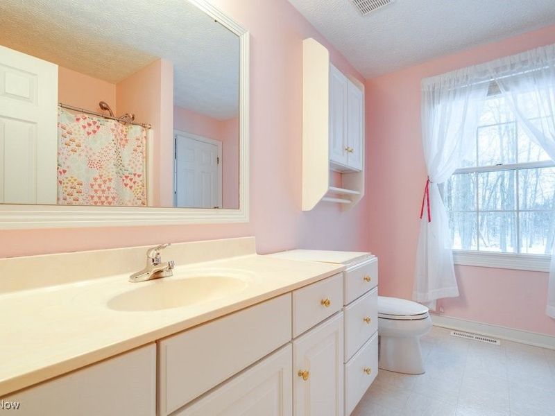 515 Woodview Trail, Aurora, OH 44202 Photo 29