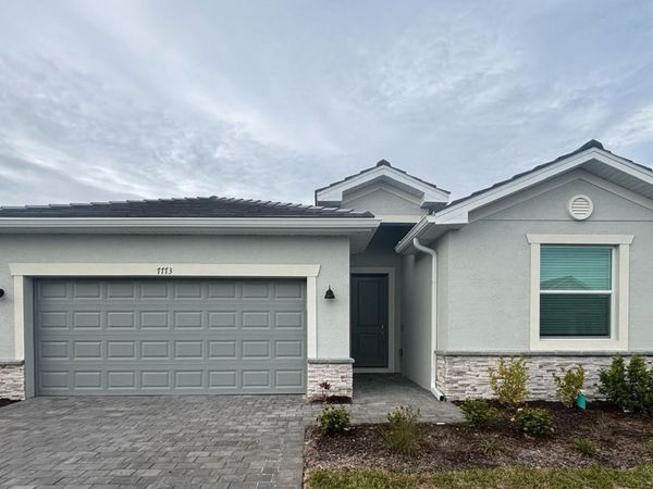 7773 LAKES EDGE LANE, PORT CHARLOTTE, FL 33981