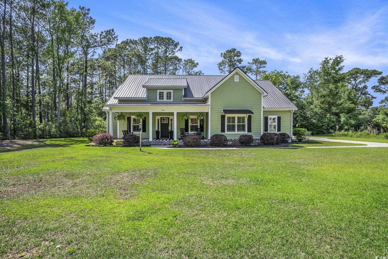 769 Country Club Dr. Photo 1