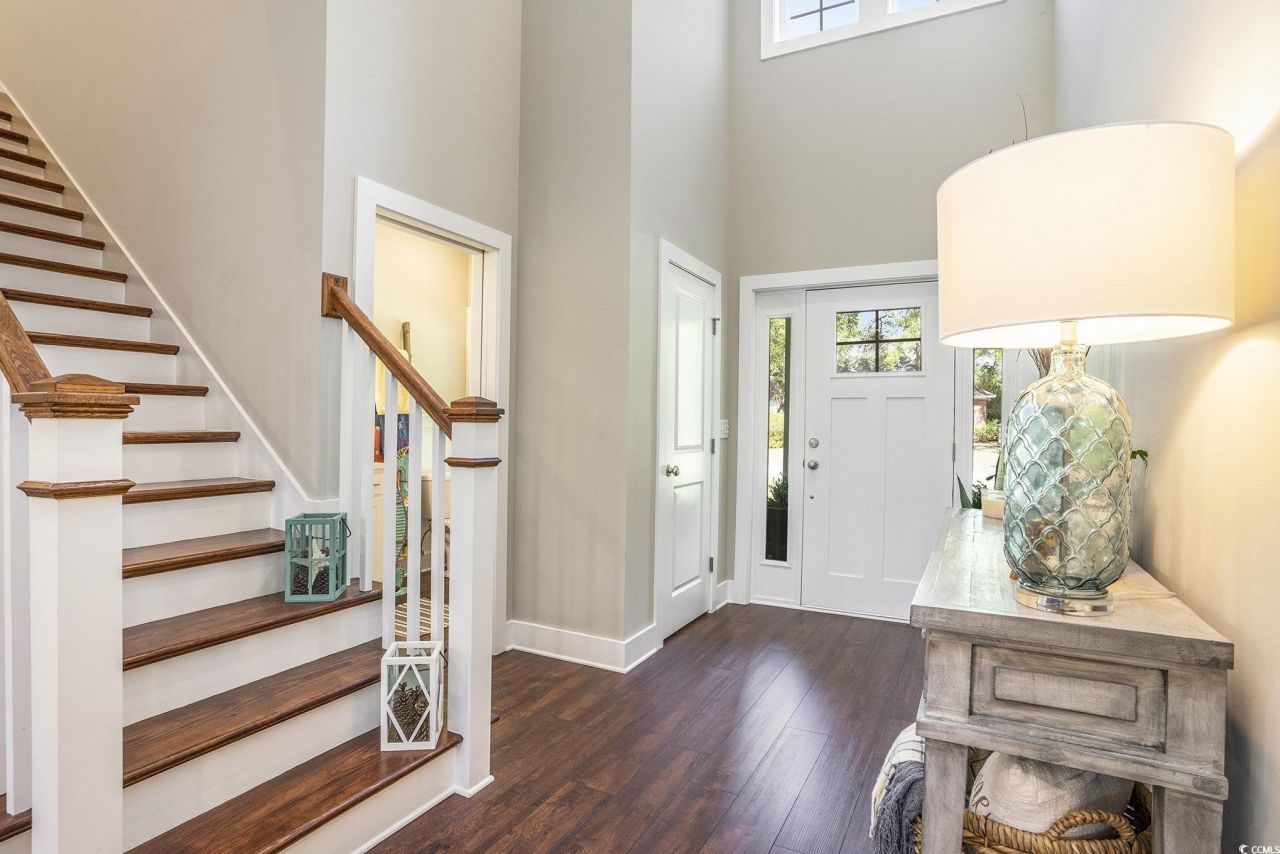 769 Country Club Dr. Photo 3