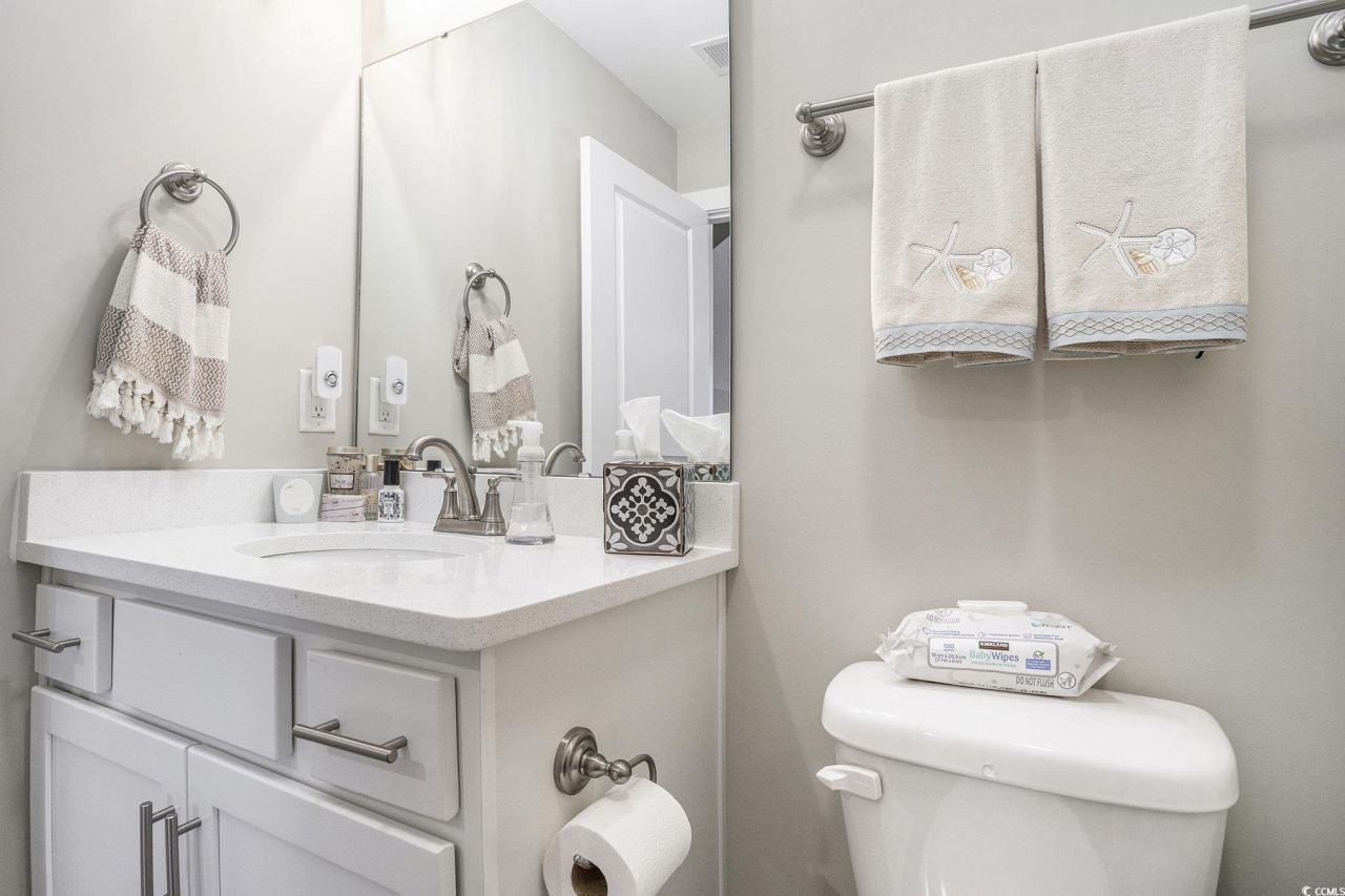 769 Country Club Dr. Photo 30