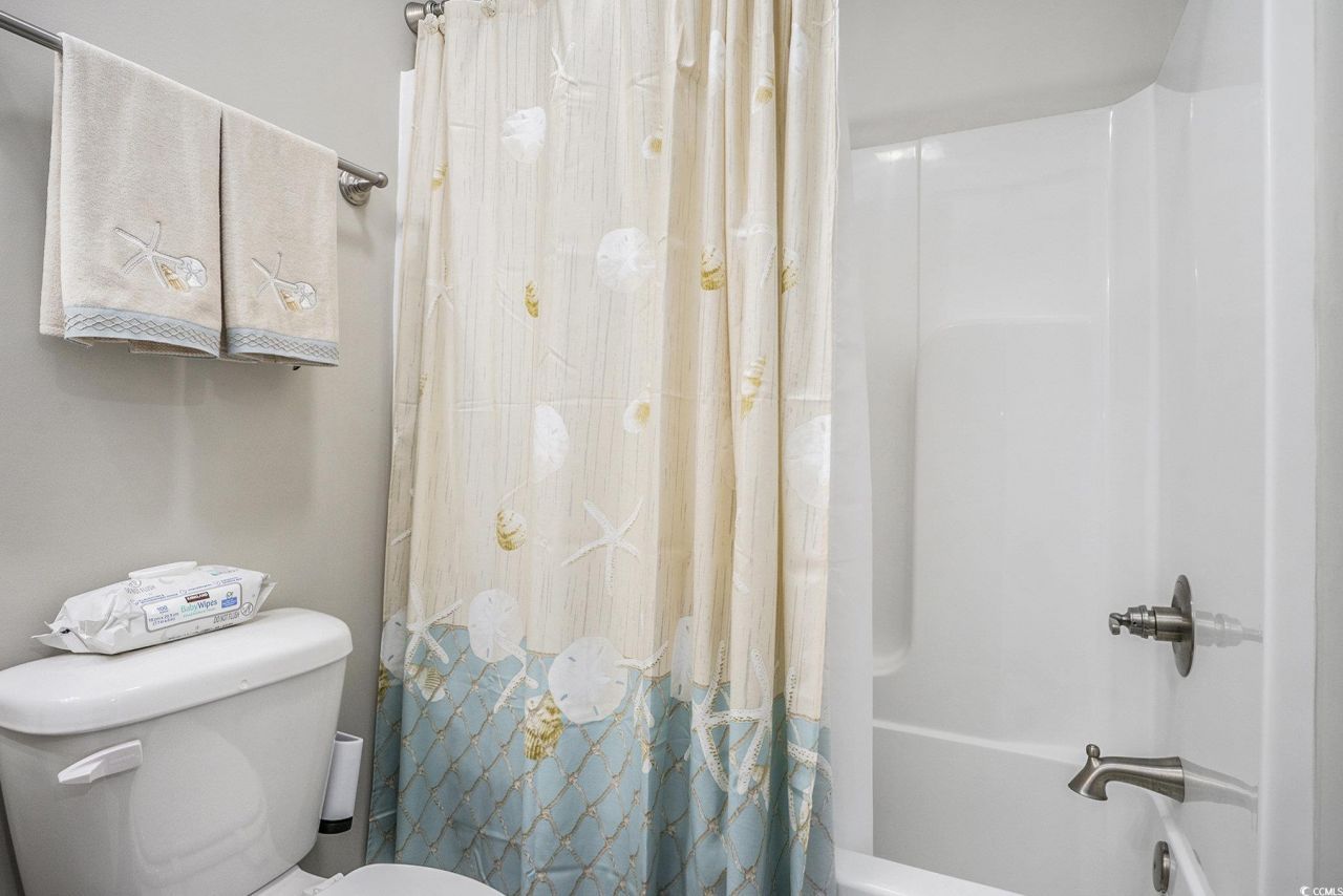 769 Country Club Dr. Photo 31