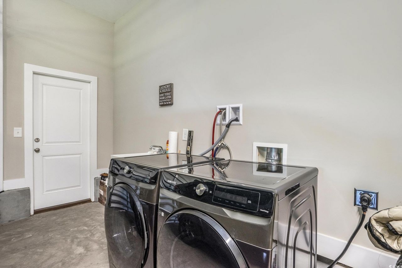 769 Country Club Dr. Photo 32