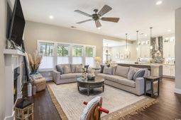 769 Country Club Dr. photo 4