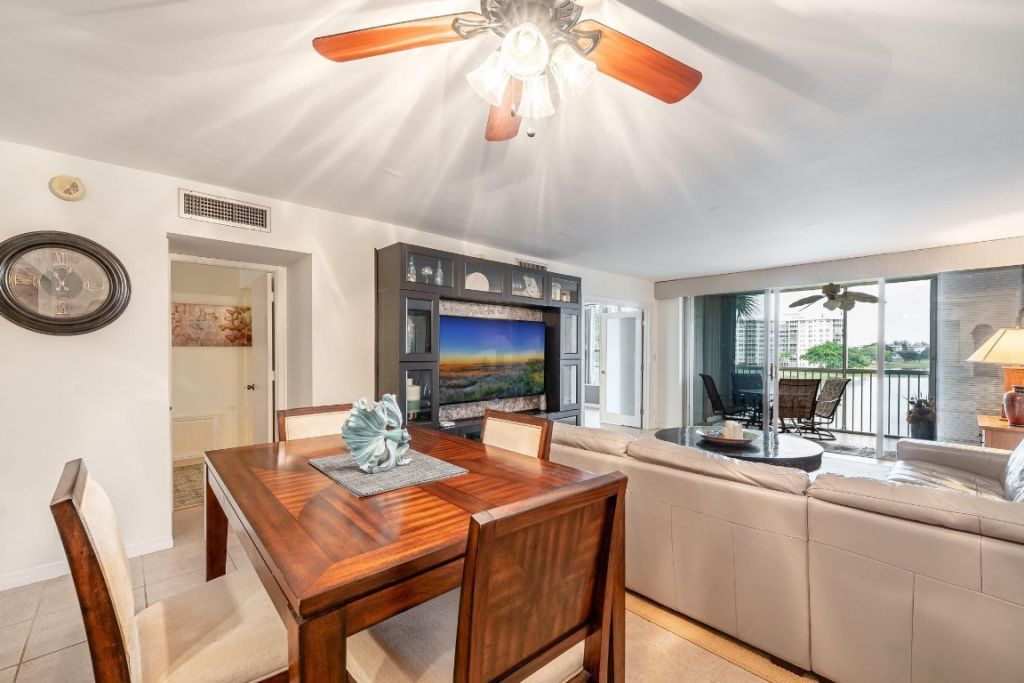 3091 N Course Drive, Unit 406, Pompano Beach, FL 33069 Photo