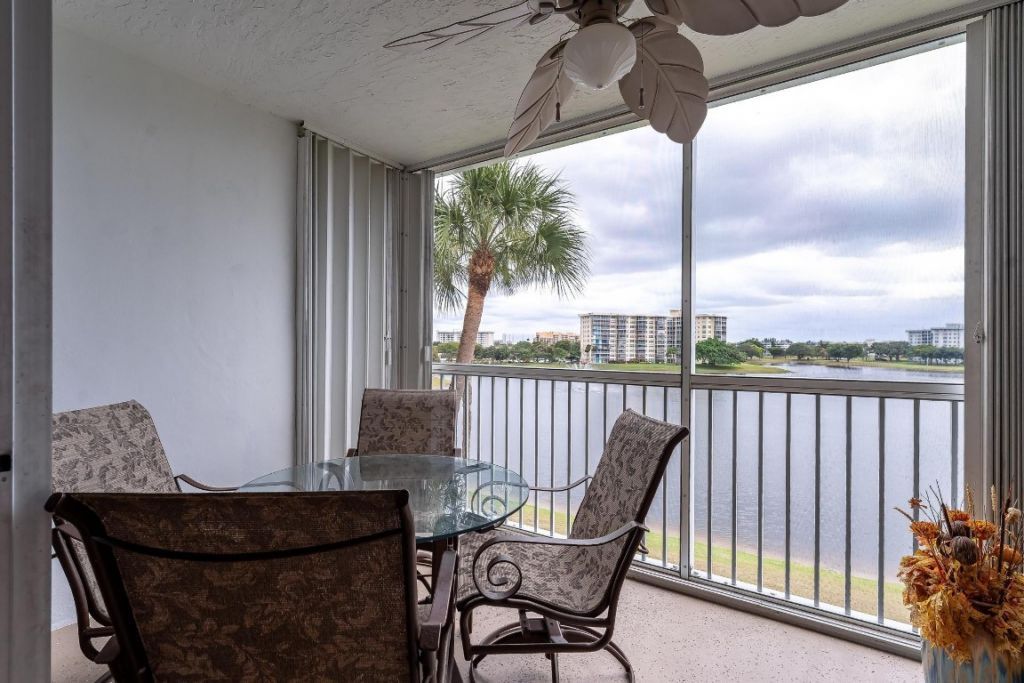 3091 N Course Drive, Unit 406, Pompano Beach, FL 33069 Photo