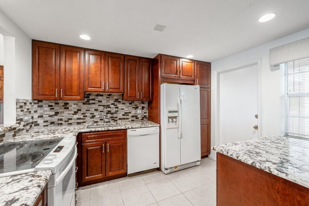 3091 N Course Drive, Unit 406, Pompano Beach, FL 33069 Photo