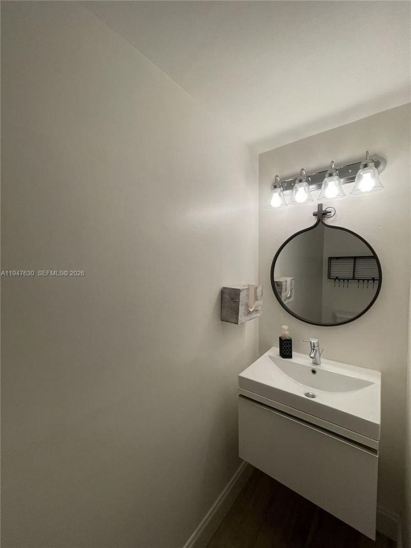 9944 NW 41st St, Unit 23, Doral, FL 33178 Photo