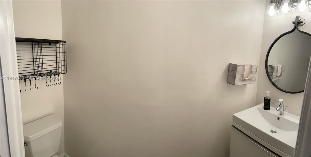9944 NW 41st St, Unit 23, Doral, FL 33178 Photo