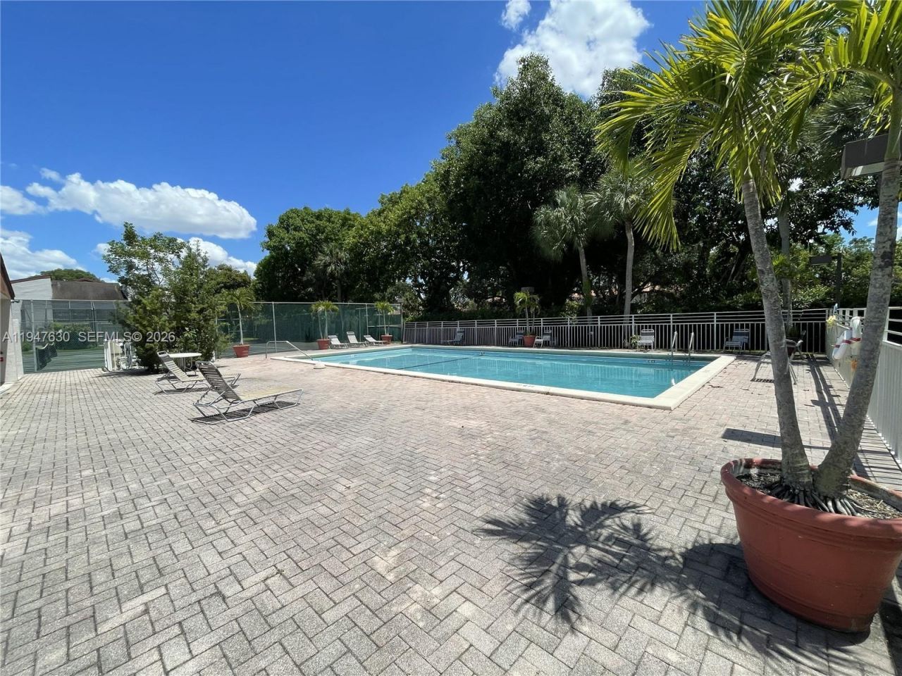 9944 NW 41st St, Unit 23, Doral, FL 33178 Photo