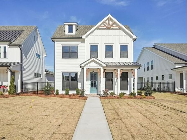 526 Pearl Street, Cumming, GA 30040