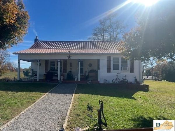 103 7th Street , Tompkinsville, KY 42167