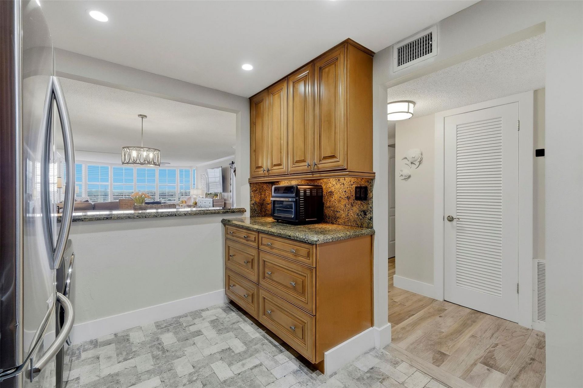 3051 NE 48th Street, Unit 509, Fort Lauderdale, FL 33308 Photo