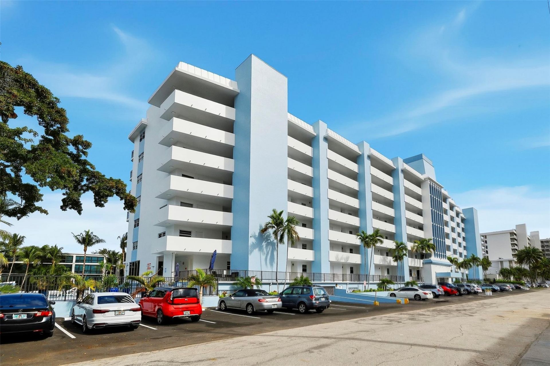 3051 NE 48th Street, Unit 509, Fort Lauderdale, FL 33308 Photo