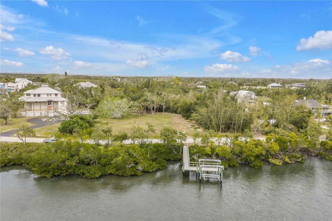 1770 Bayshore Drive, Terra Ceia, FL 34250 Photo