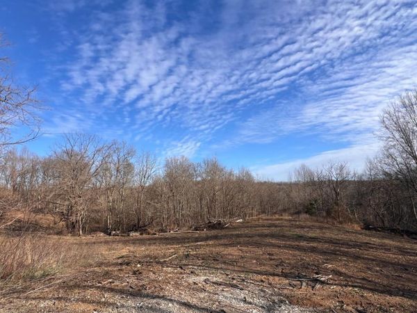 2 Mcguire Ridge Road, Metamora, IN 47024