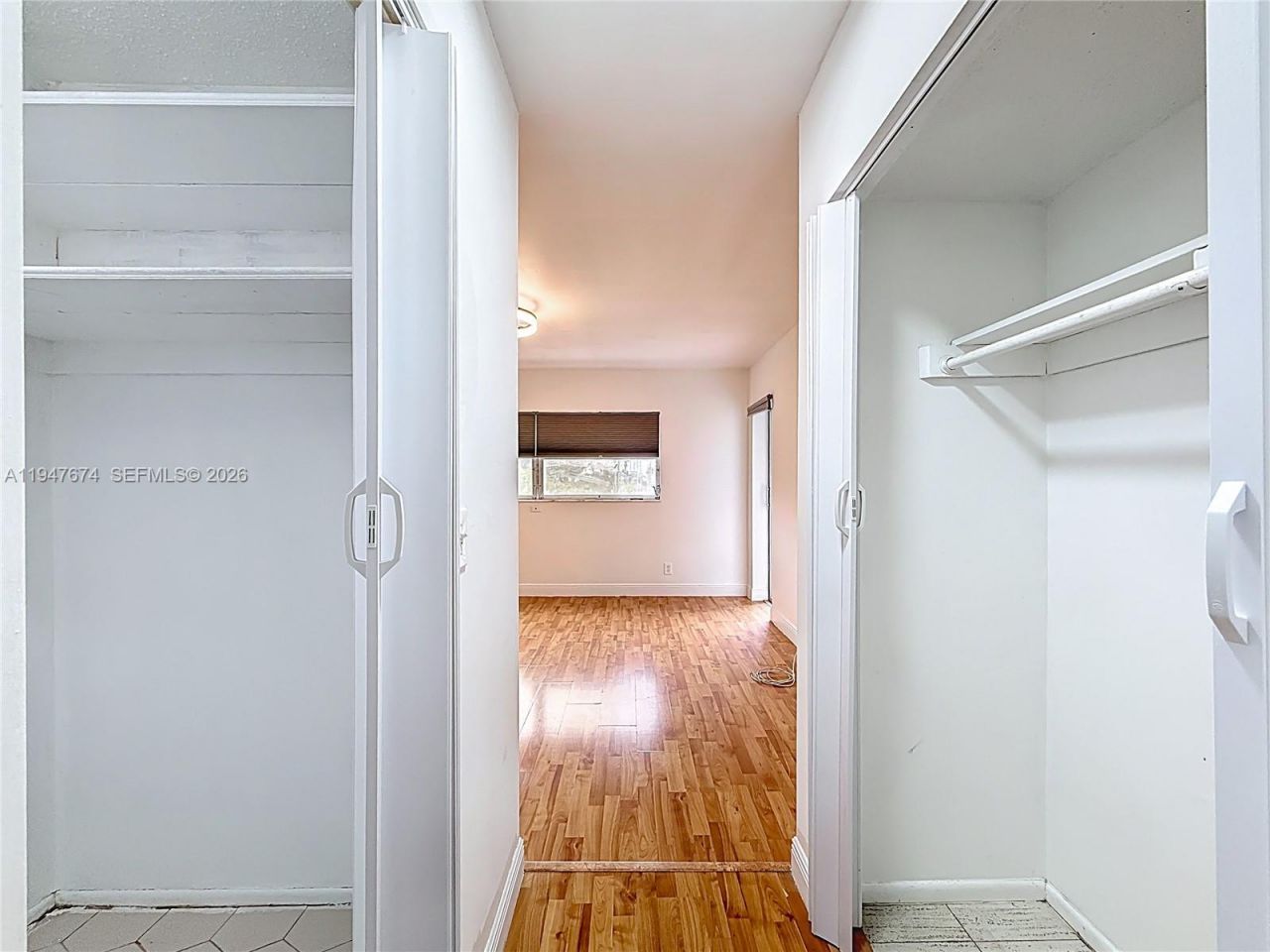 1000 NE 14th Ave, Unit 411, Hallandale Beach, FL 33009 Photo