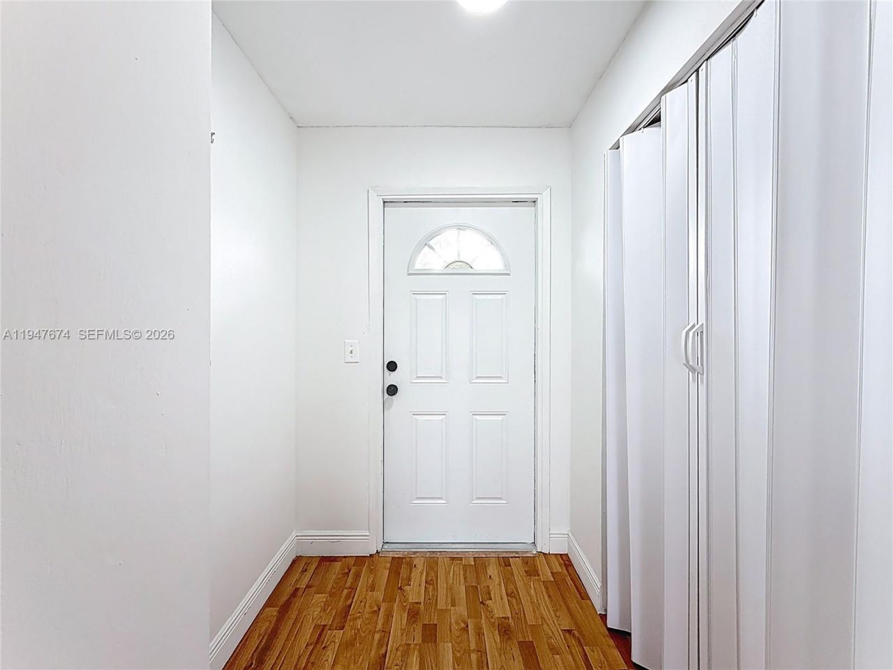 1000 NE 14th Ave, Unit 411, Hallandale Beach, FL 33009 Photo