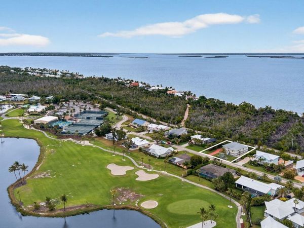 966 Sand Castle Rd, Sanibel, FL 33957