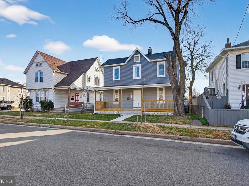 3703 6th Street, Baltimore, MD 21225 Main Photo