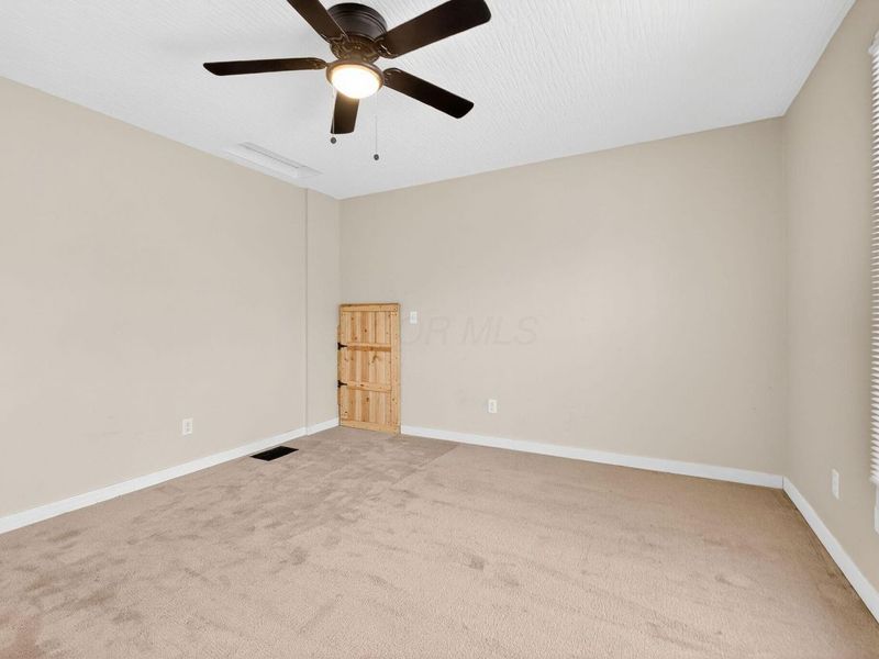 100 W Poplar Avenue, Newark, OH 43055 Photo 20