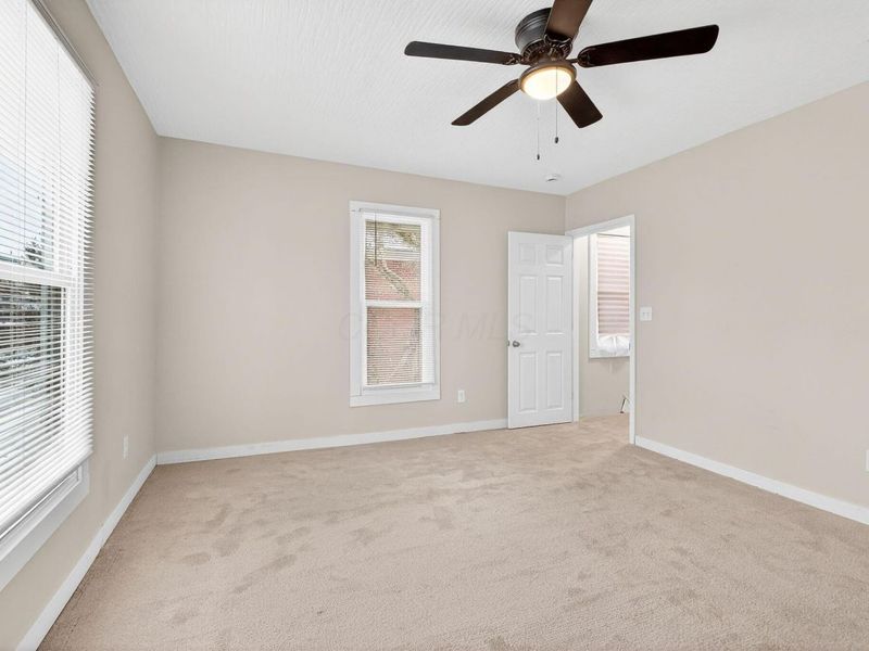 100 W Poplar Avenue, Newark, OH 43055 Photo 21