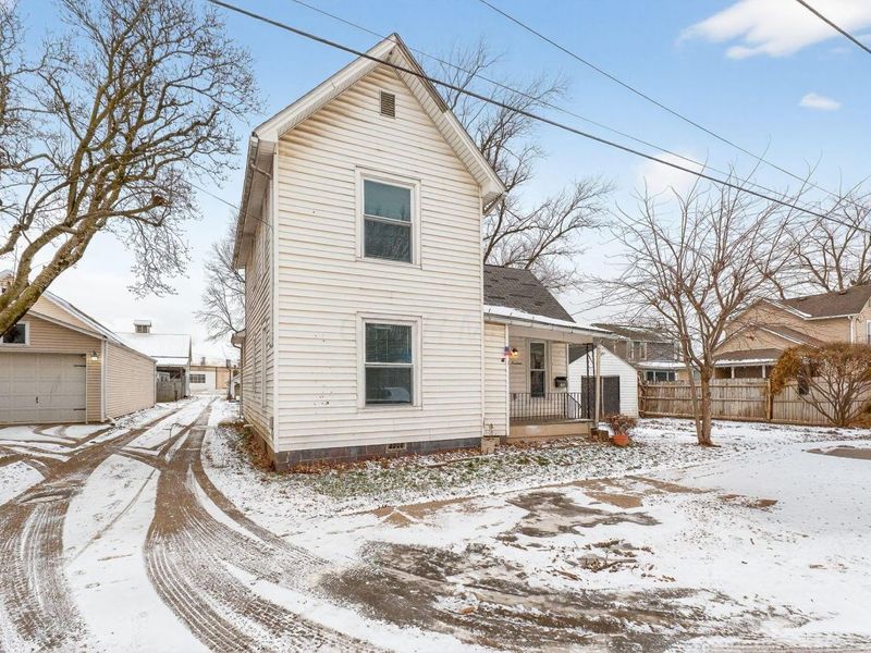100 W Poplar Avenue, Newark, OH 43055 Photo 3