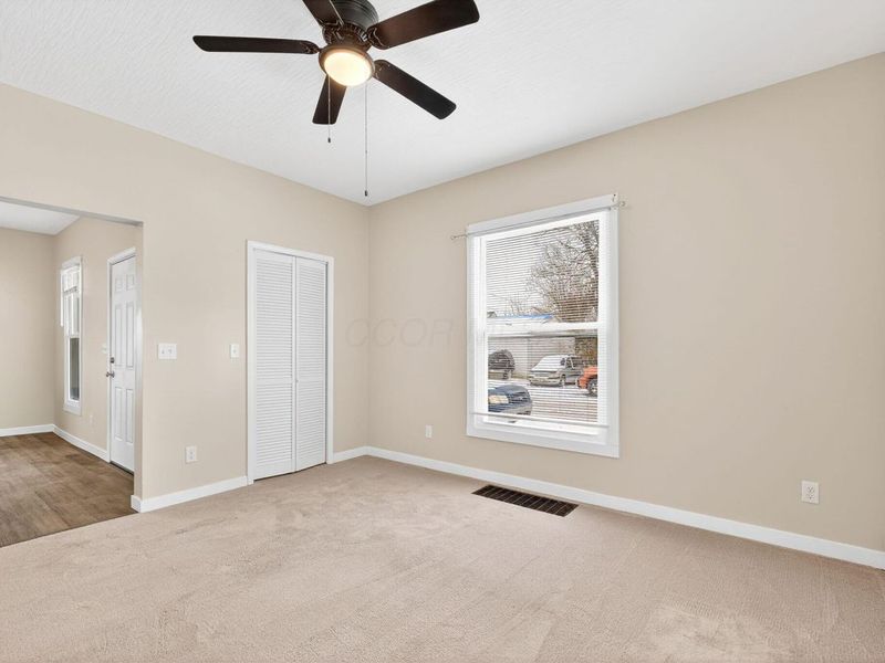 100 W Poplar Avenue, Newark, OH 43055 Photo 7