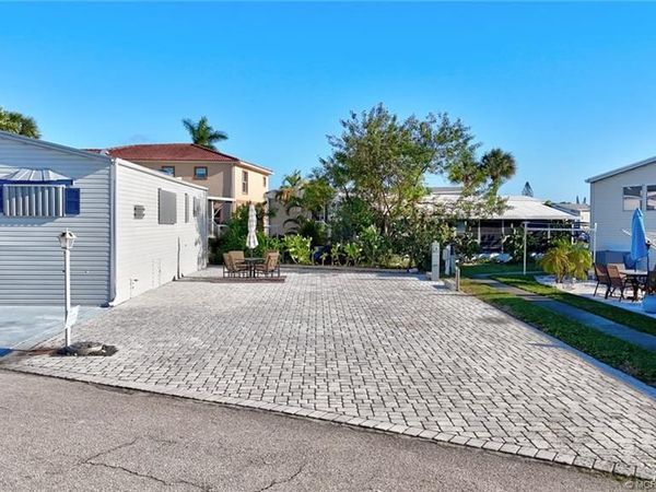 462 Nettles Boulevard, Jensen Beach, FL 34957