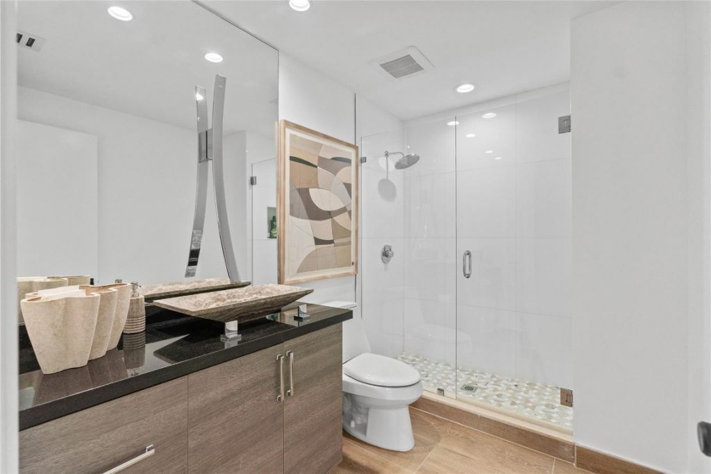 1230 Hillsboro Mile, Unit 107, Hillsboro Beach, FL 33062 Photo