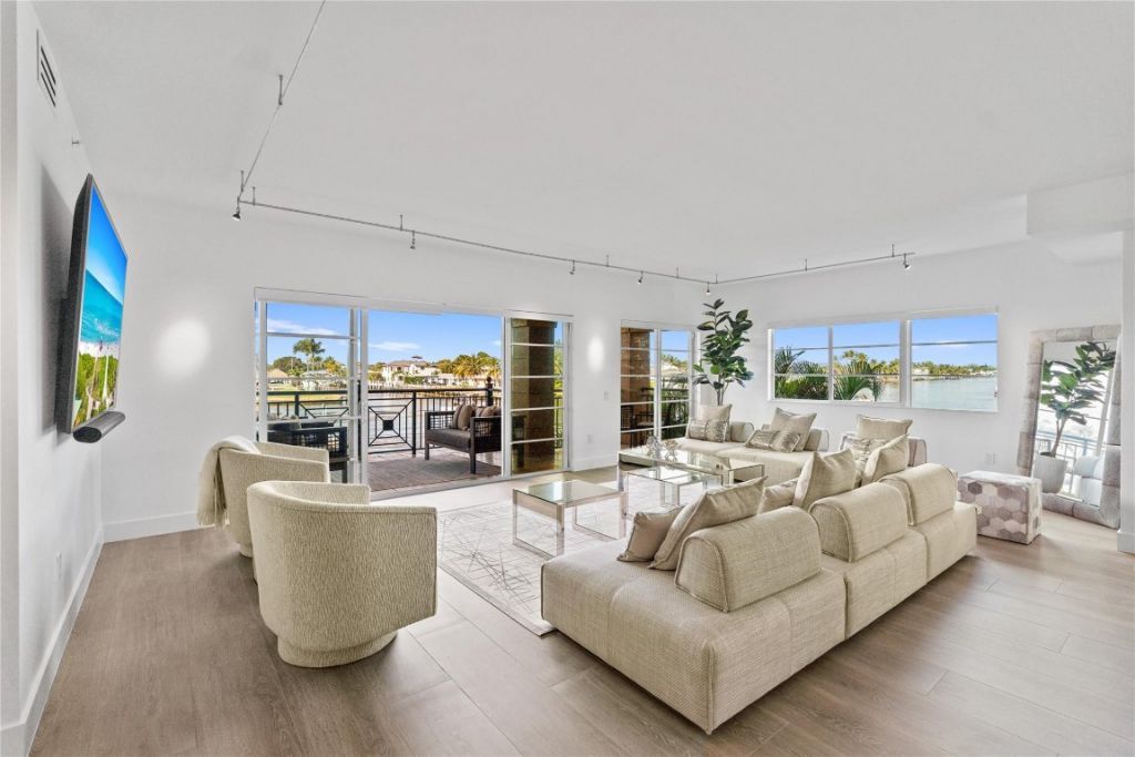 1230 Hillsboro Mile, Unit 107, Hillsboro Beach, FL 33062 Photo