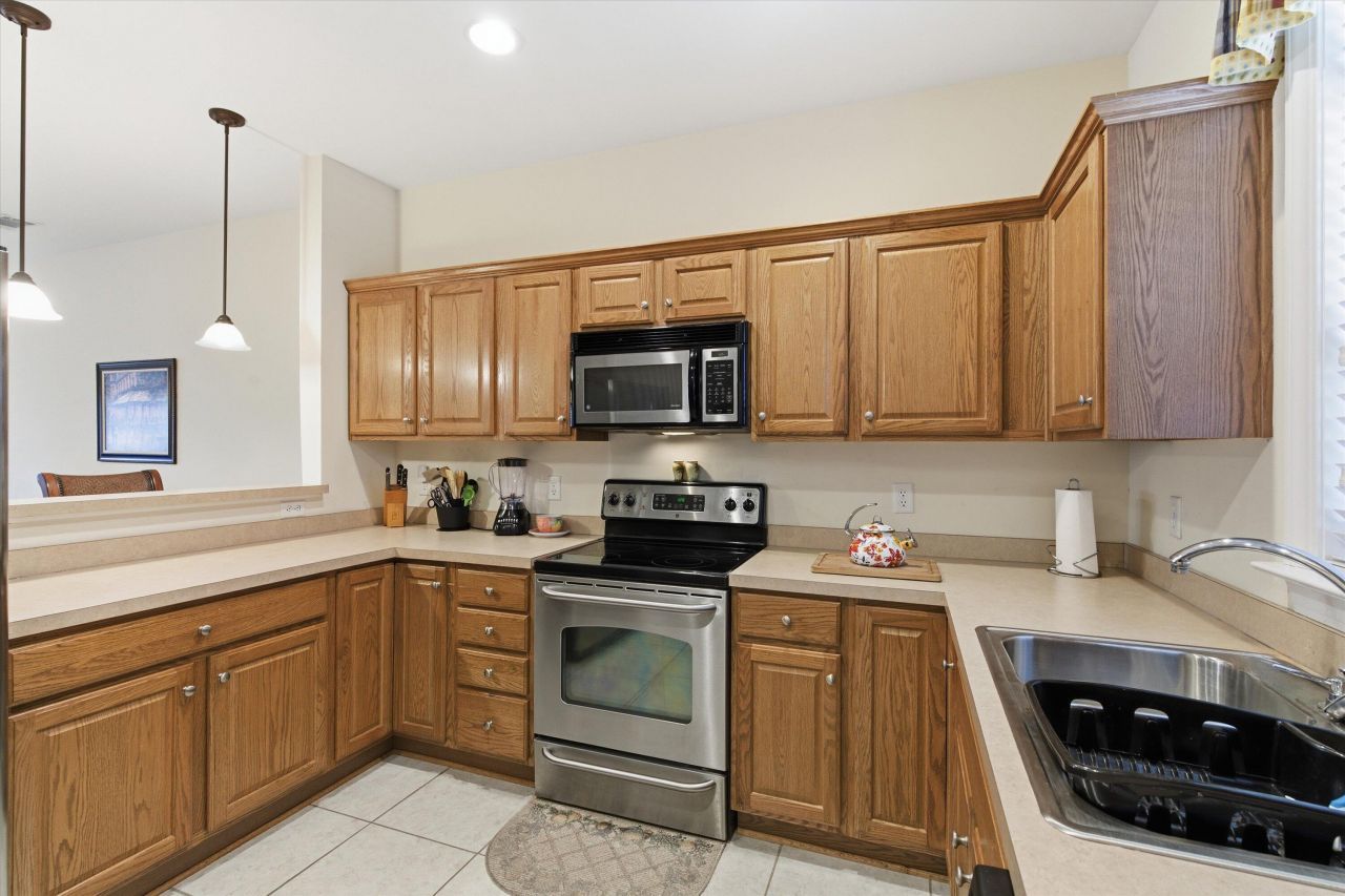 125 Ballard Lane Photo 11