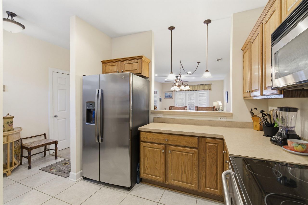 125 Ballard Lane Photo 12