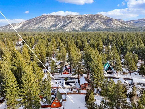 2913 Lakewood Circle, South Lake Tahoe, CA 96150