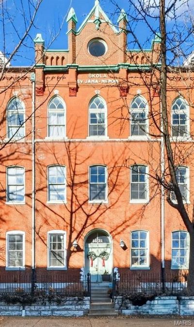 1621 S 11th Street, Unit D, Saint Louis, MO 63104 Main Photo