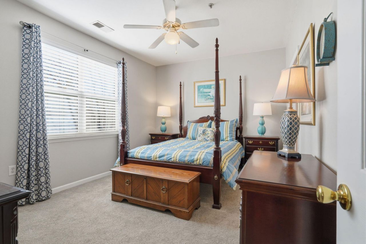 1533 Cambridge Lakes Drive Photo 10