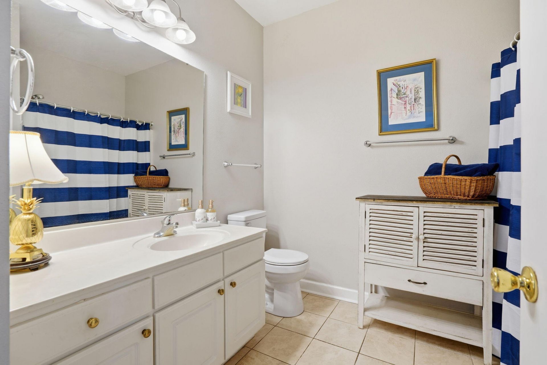 1533 Cambridge Lakes Drive Photo 12