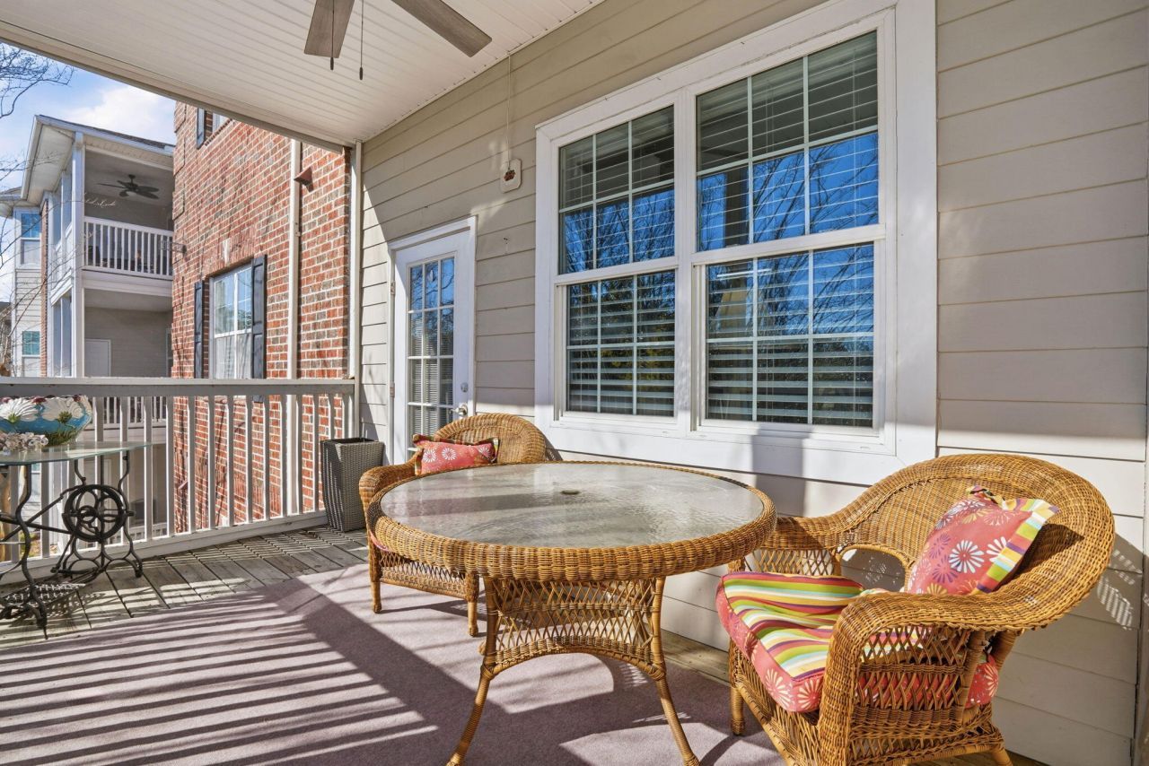 1533 Cambridge Lakes Drive Photo 18