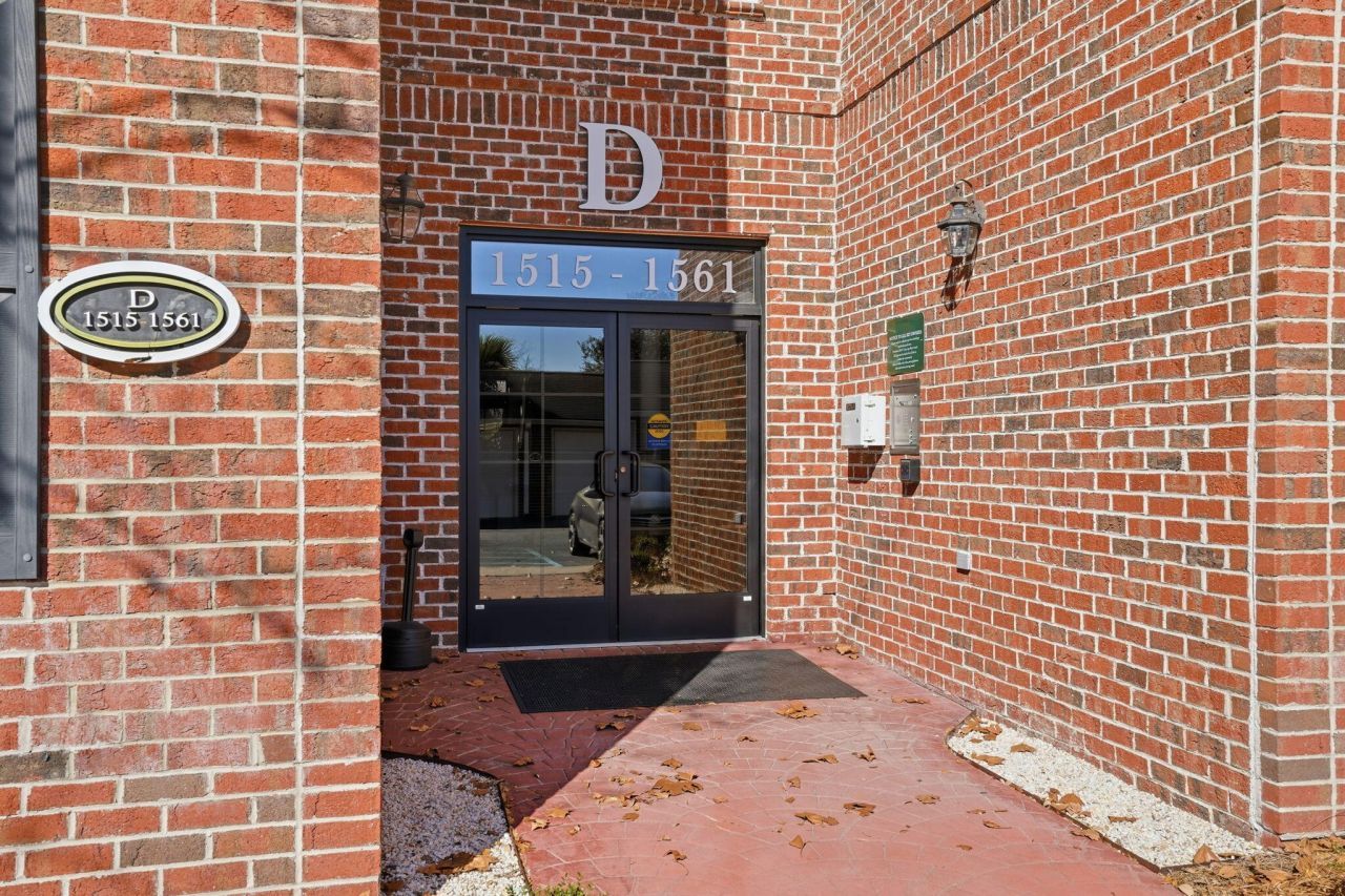 1533 Cambridge Lakes Drive Photo 21