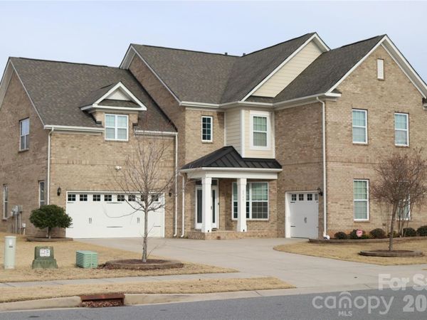 2543 Snap Dragon Drive, Harrisburg, NC 28075