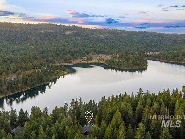 305 Blackhawk Lake Dr., McCall, ID 83638