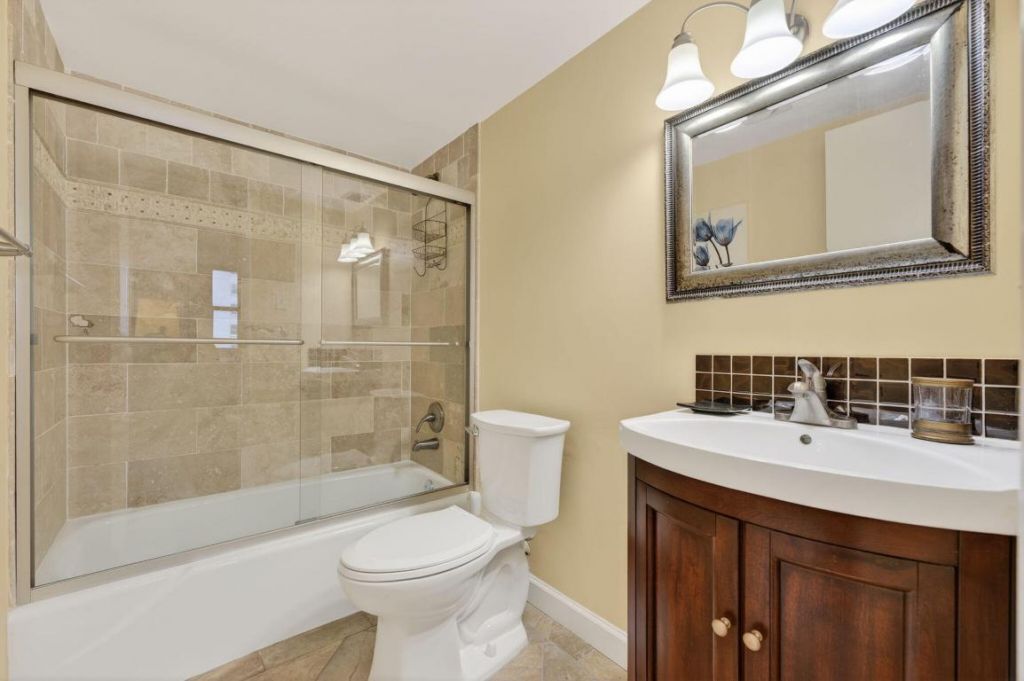 1009 N Ocean Boulevard, Unit 312, Pompano Beach, FL 33062 Photo